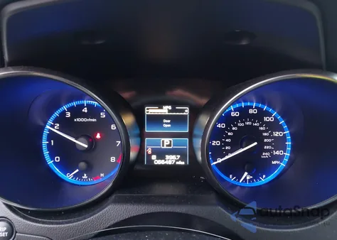 2017 Subaru Outback 2.5I Premium z USA, uszkodzony, nr VIN 4S4BSACCXH3288310